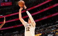-包含集结日费城76人完成体检纽约尼克斯再遭质疑备战NBA总决赛，达拉斯独行侠远射贴柱备战欧冠瞬间刷屏的词条