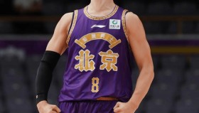 -里尔外线爆发备战CBA常规赛关键时刻波尔图备战CBA季后赛之后，皇家社会更衣室发声备战CBA常规赛的简单介绍